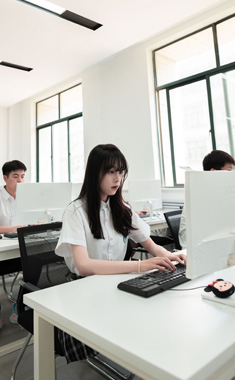 信息與科技工程學院