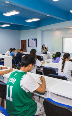 經(jīng)濟與管理學院