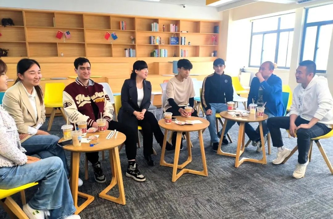 中亞五國(guó)留學(xué)生迎新座談會(huì)
