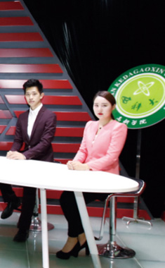 新傳媒與藝術(shù)學院