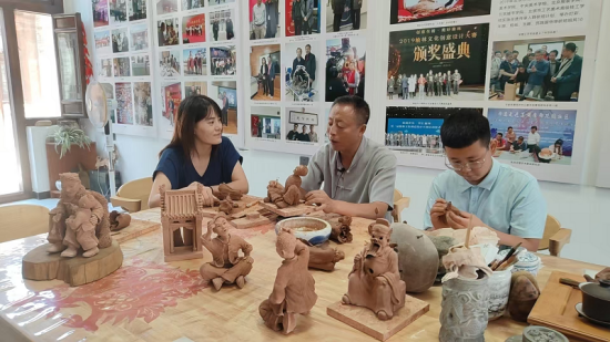 【中國教育在線網(wǎng)】西安科技大學(xué)高新學(xué)院“三下鄉(xiāng)”社會實踐新聞專題報道——“形塑千年”暑期“三下鄉(xiāng)”社會實踐團隊